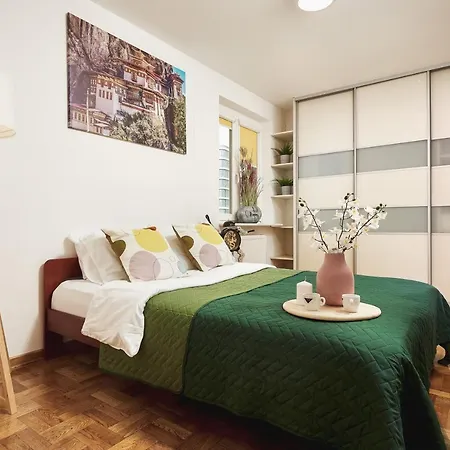 Lumina Spacious Near The Zachodnia Station Appartement *