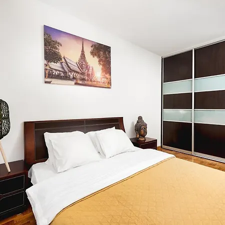 Lumina I Spacious 3br With Parking I Balcony I Zachodnia Апартаменты Варшава